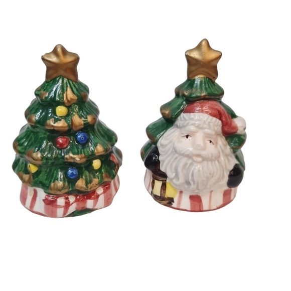 Christmas Tree Salt and Pepper Shaker‎ Set - Picture 1 of 5